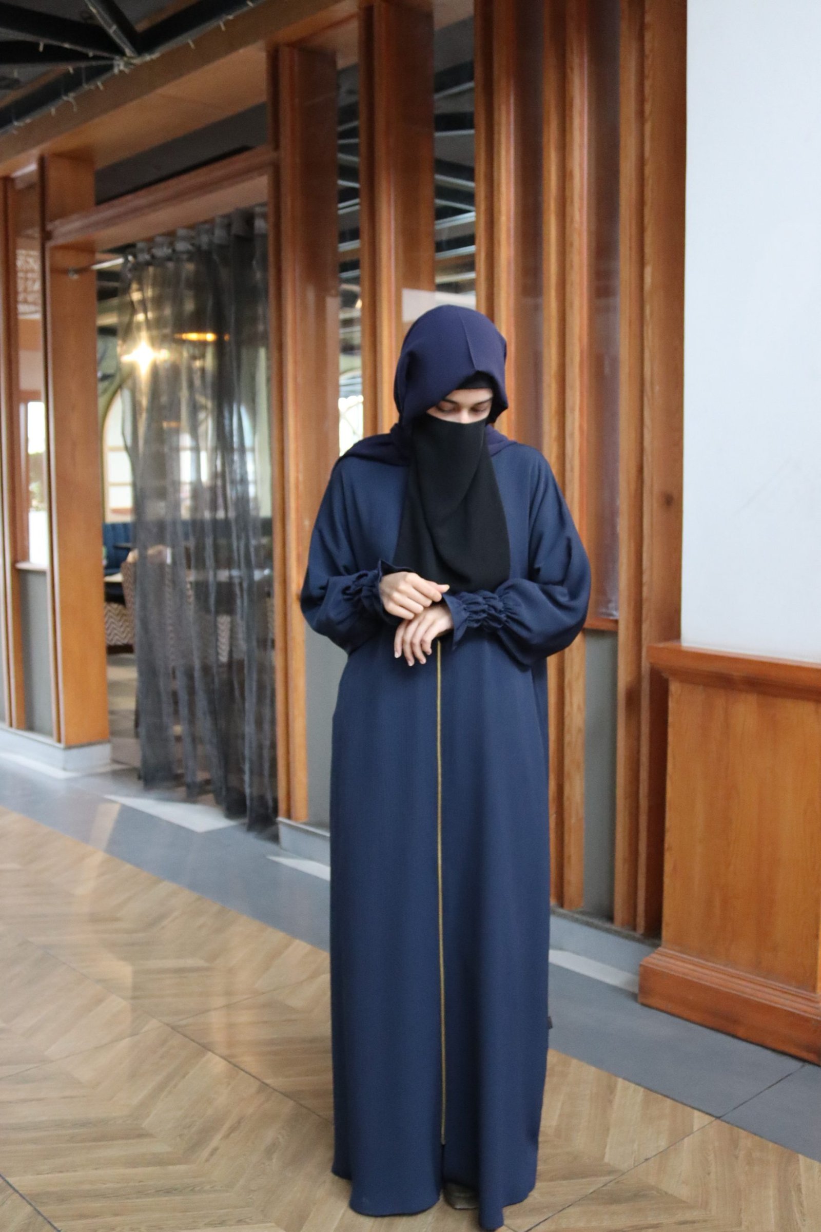 ABEERAH'S 264-F01