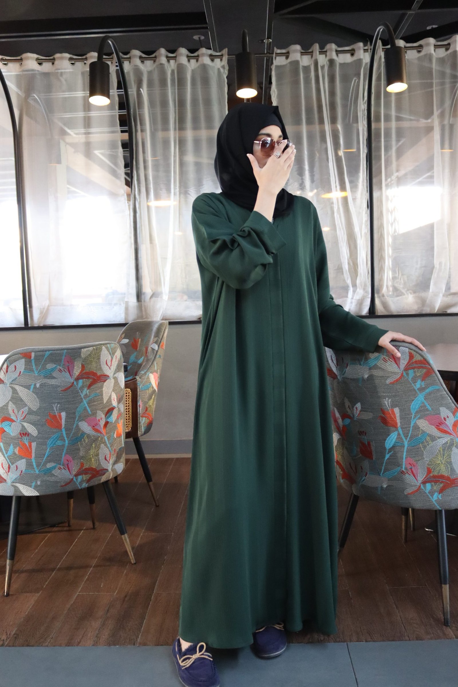 SARA'S 284-FL8